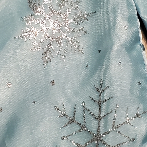 Tree Skirt - Picture 8 of 10